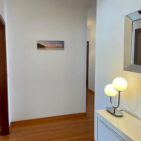 Paradise Found - 3 Bedroom Real De Santo António Apartamento *